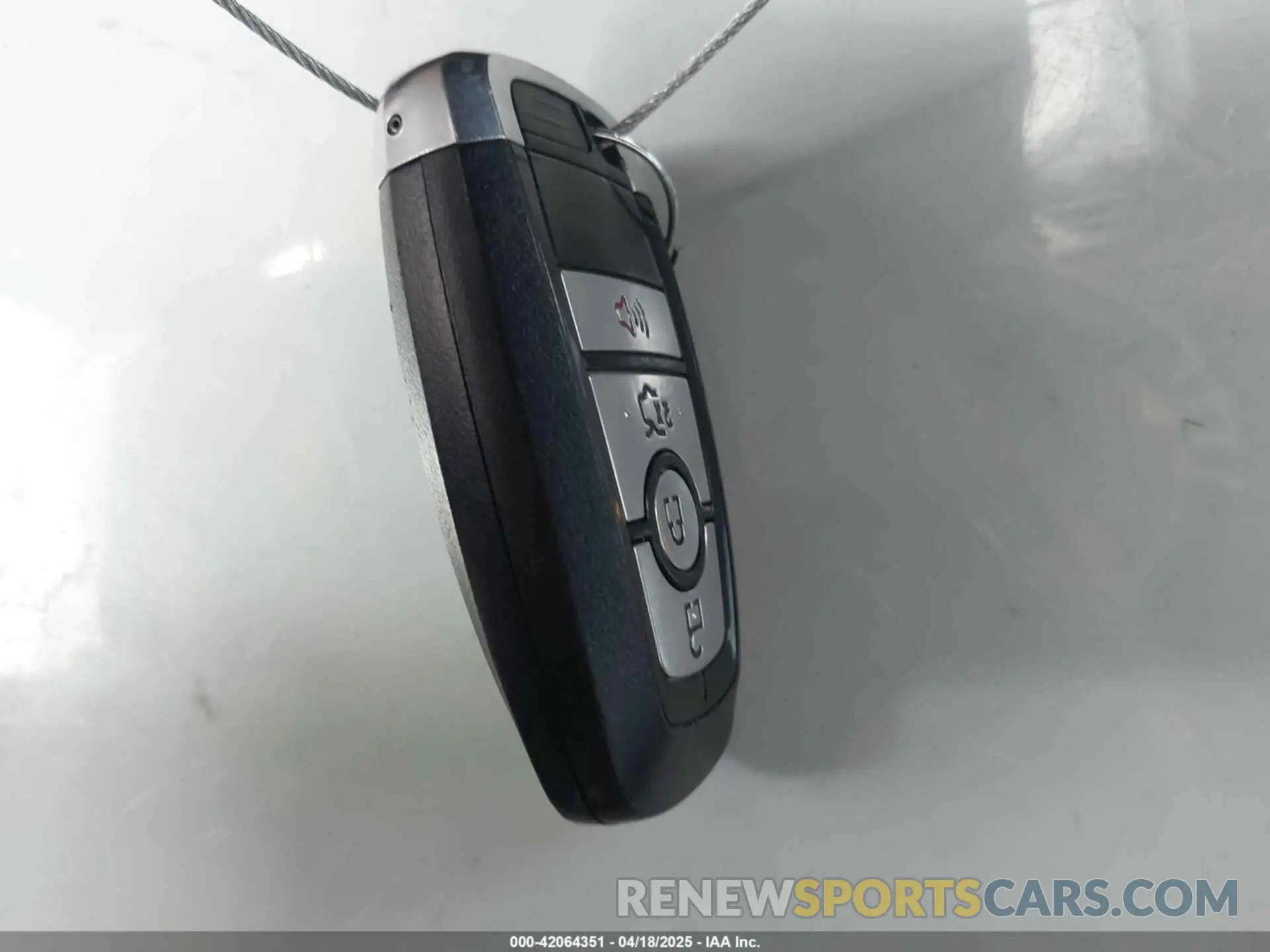 11 Photograph of a damaged car 3FA6P0HD6LR252987 FORD FUSION 2020