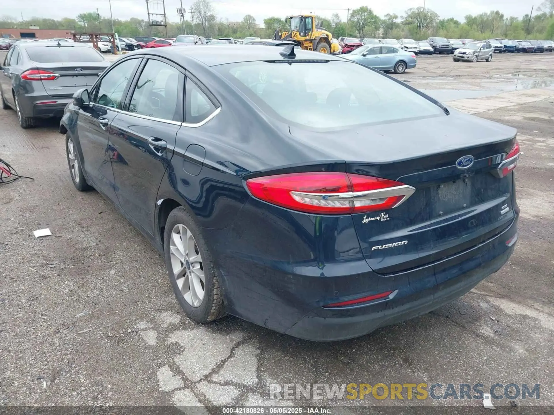 3 Photograph of a damaged car 3FA6P0HD7LR110180 FORD FUSION 2020