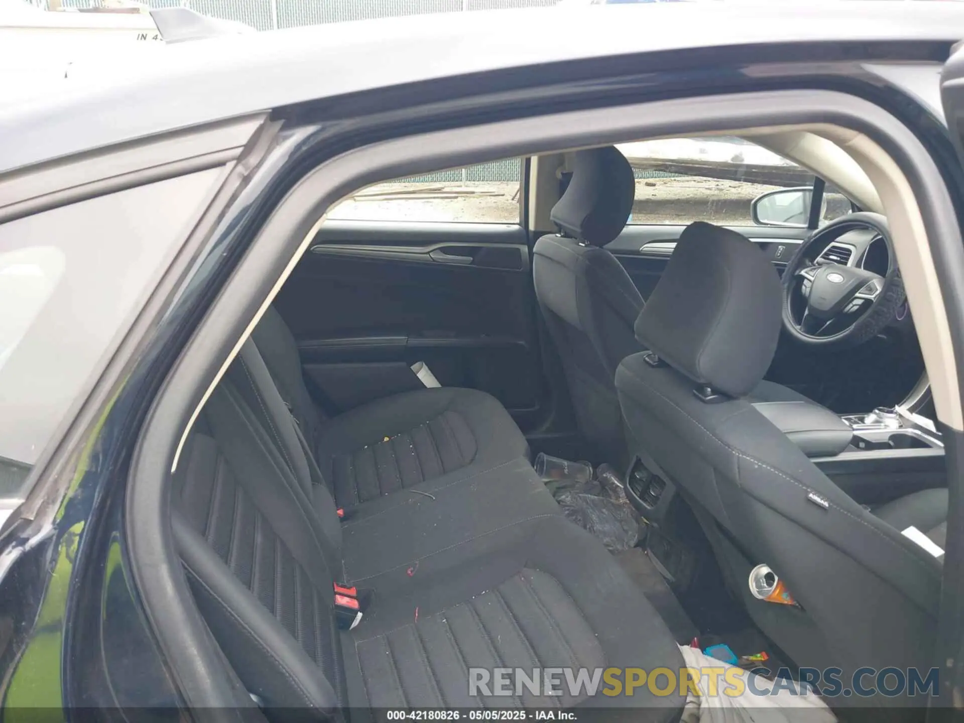 8 Photograph of a damaged car 3FA6P0HD7LR110180 FORD FUSION 2020