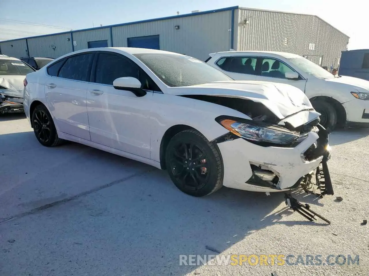 4 Photograph of a damaged car 3FA6P0HD7LR110969 FORD FUSION 2020