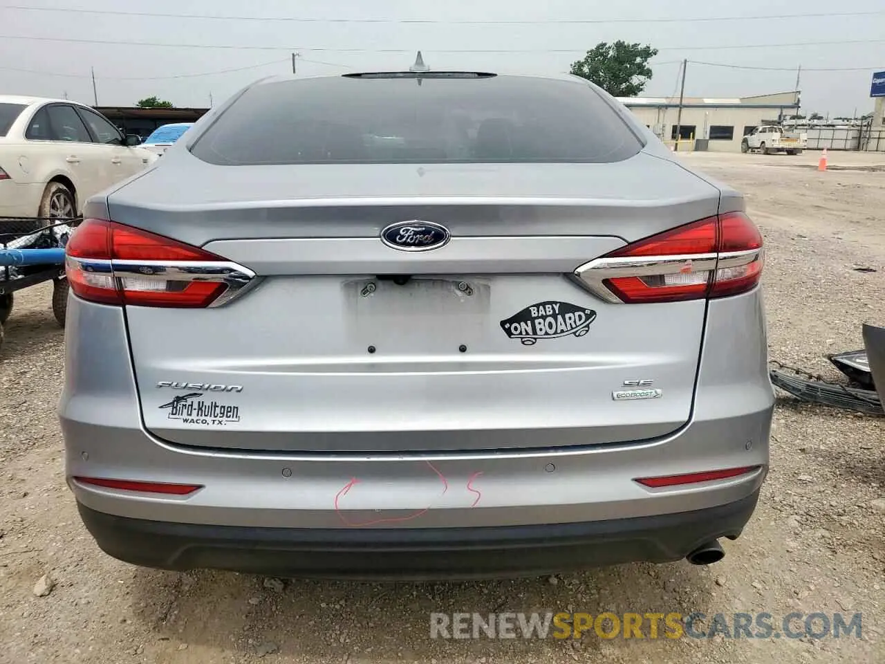 6 Photograph of a damaged car 3FA6P0HD7LR111586 FORD FUSION 2020