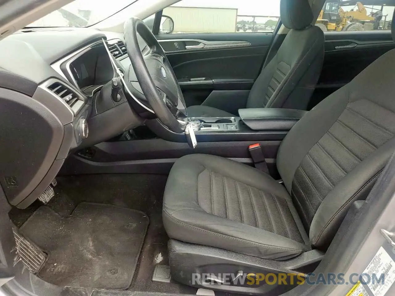 7 Photograph of a damaged car 3FA6P0HD7LR111586 FORD FUSION 2020