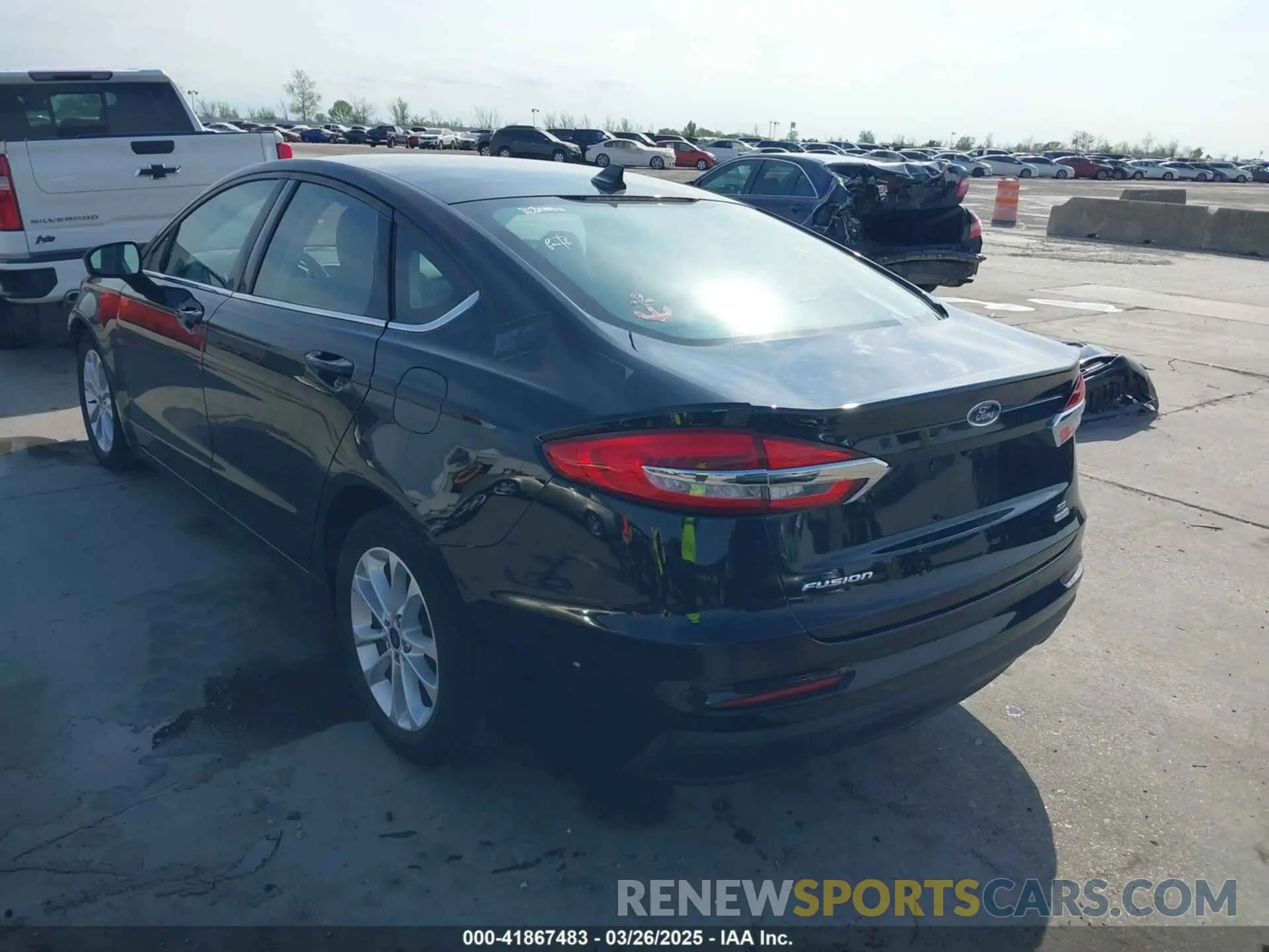 3 Photograph of a damaged car 3FA6P0HD7LR124306 FORD FUSION 2020