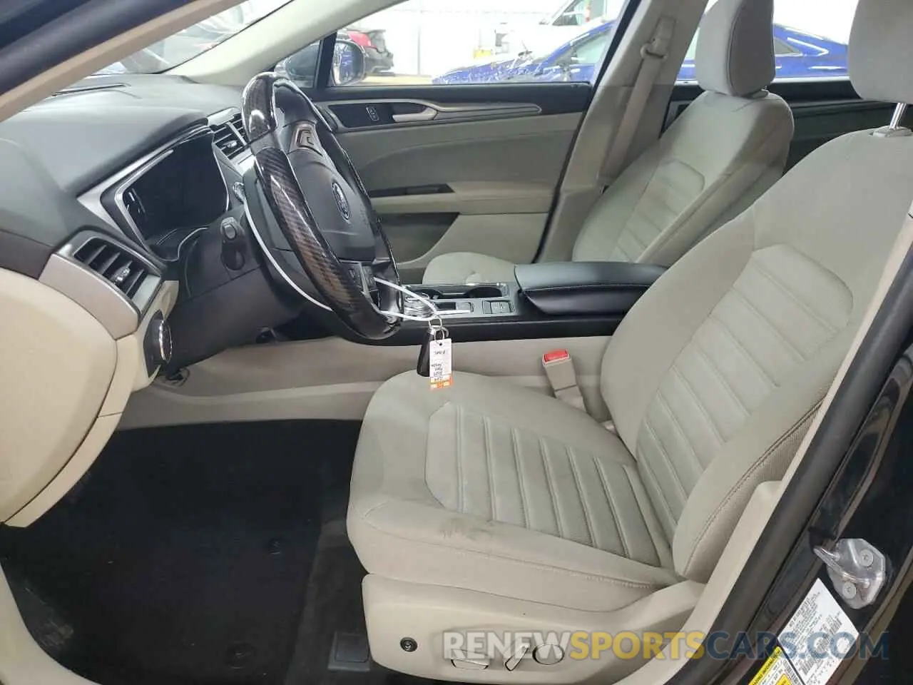 7 Photograph of a damaged car 3FA6P0HD7LR167429 FORD FUSION 2020