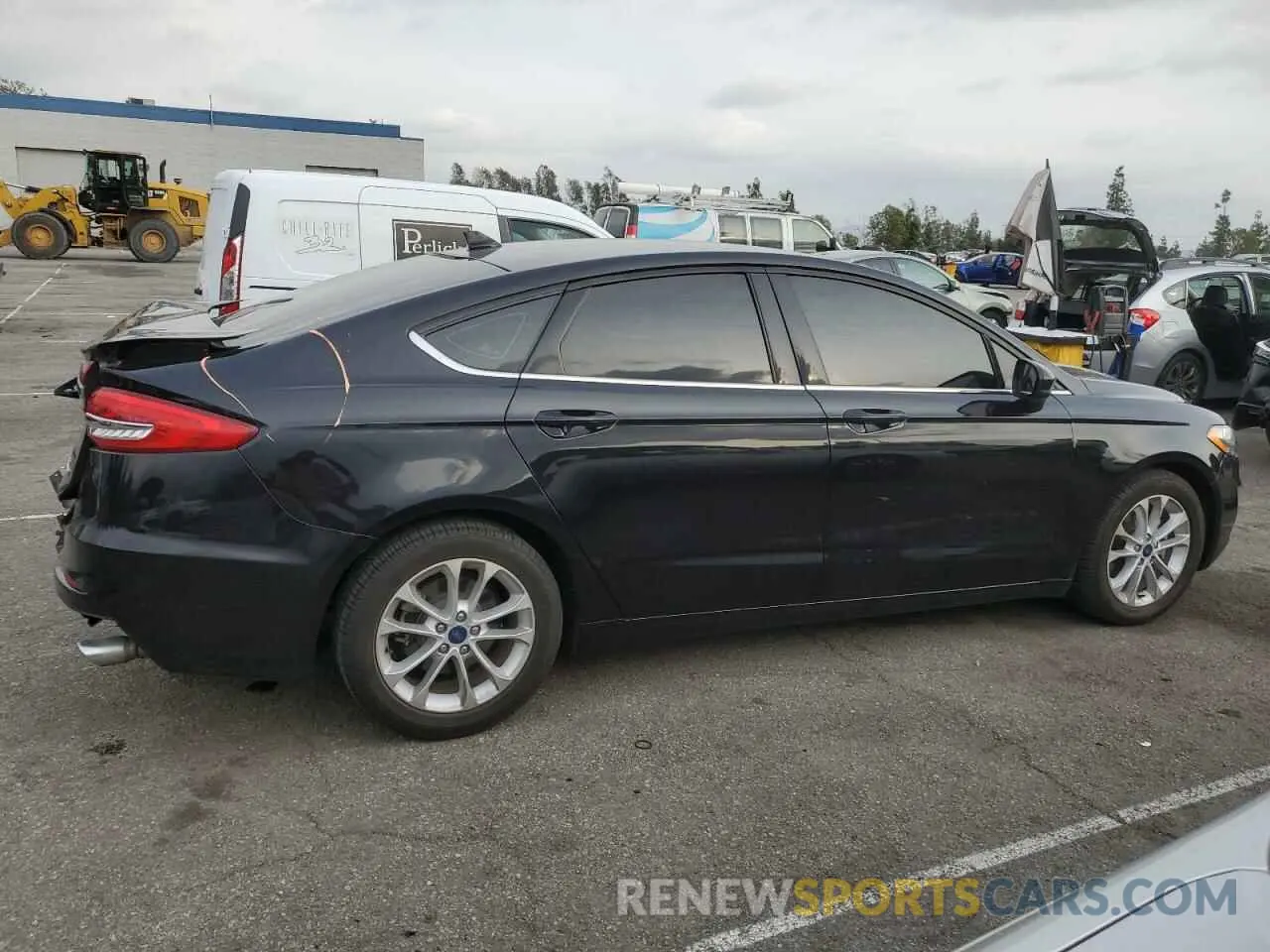 3 Photograph of a damaged car 3FA6P0HD7LR171089 FORD FUSION 2020