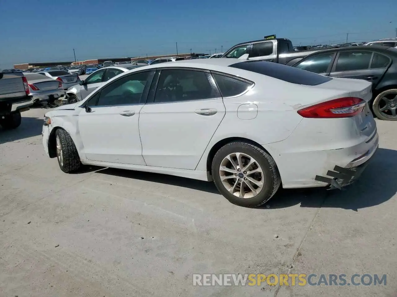 2 Photograph of a damaged car 3FA6P0HD7LR180696 FORD FUSION 2020
