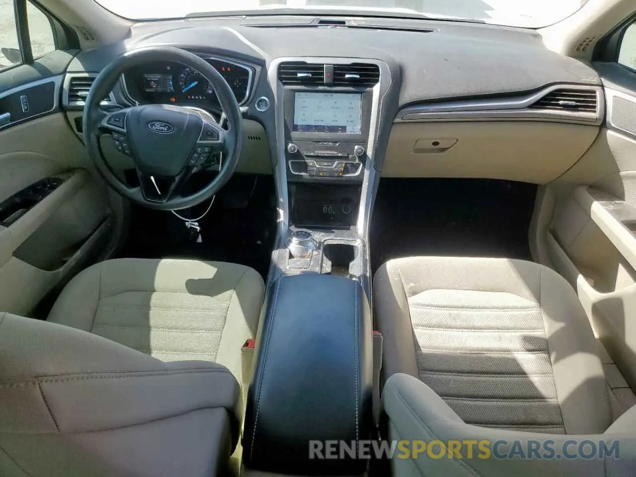 8 Photograph of a damaged car 3FA6P0HD7LR180696 FORD FUSION 2020