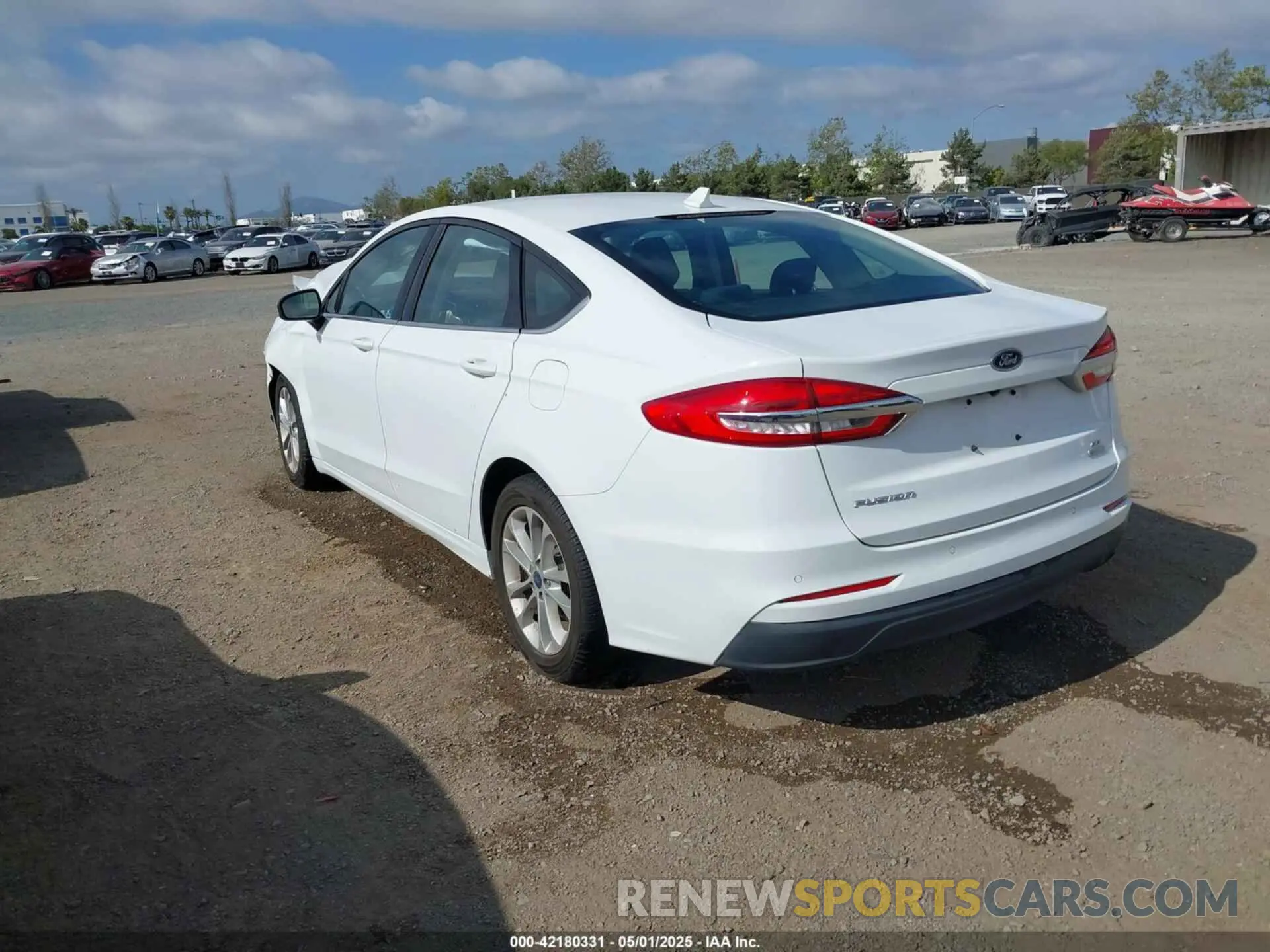 3 Photograph of a damaged car 3FA6P0HD7LR189589 FORD FUSION 2020