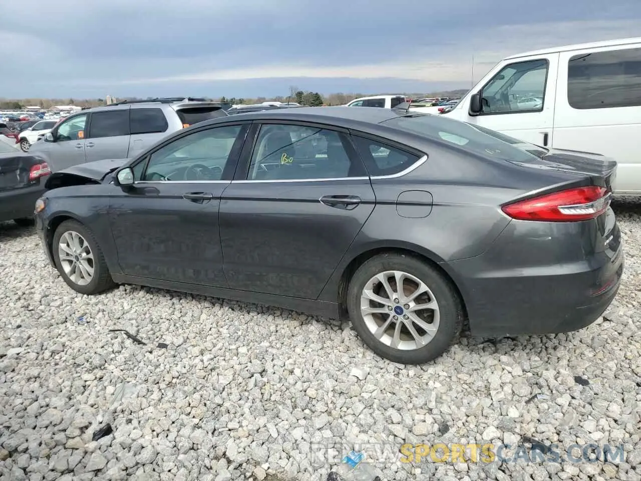 2 Photograph of a damaged car 3FA6P0HD7LR229900 FORD FUSION 2020