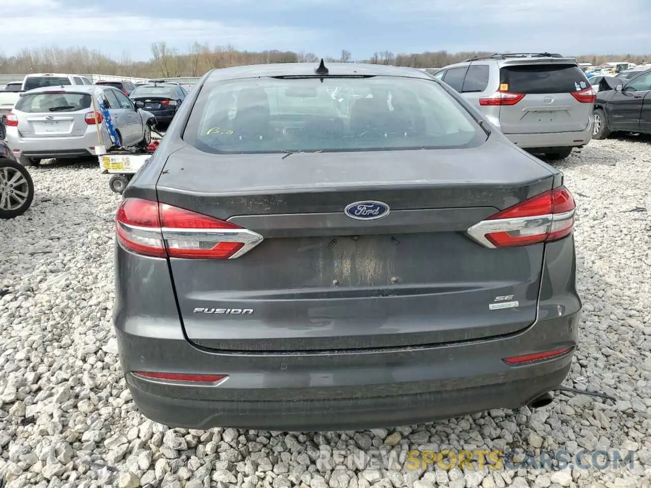 6 Photograph of a damaged car 3FA6P0HD7LR229900 FORD FUSION 2020