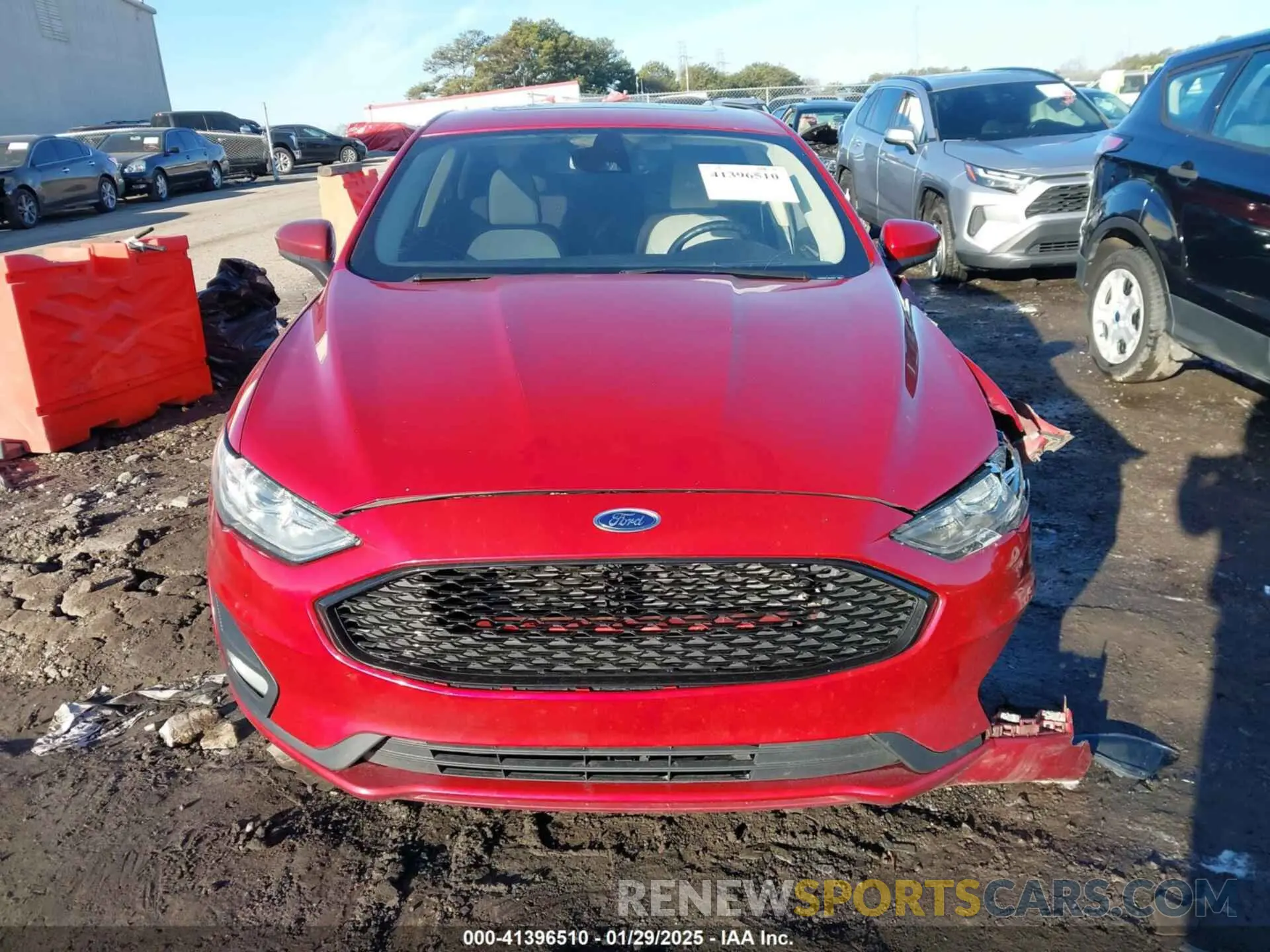 12 Photograph of a damaged car 3FA6P0HD7LR230917 FORD FUSION 2020