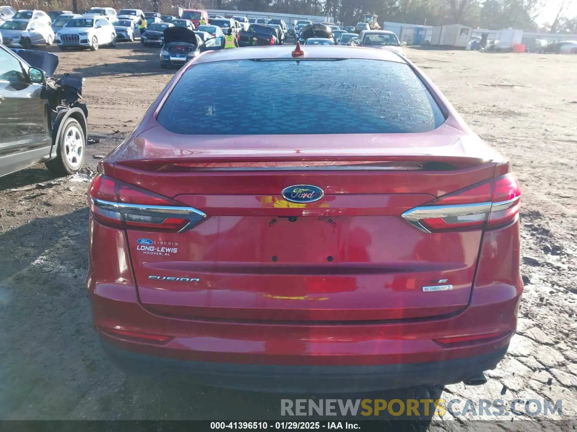 16 Photograph of a damaged car 3FA6P0HD7LR230917 FORD FUSION 2020