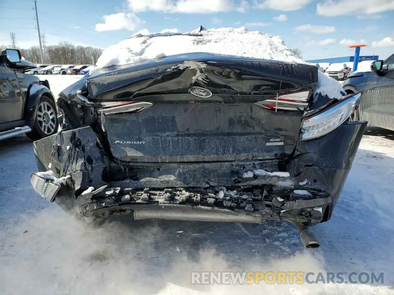 6 Photograph of a damaged car 3FA6P0HD7LR264095 FORD FUSION 2020