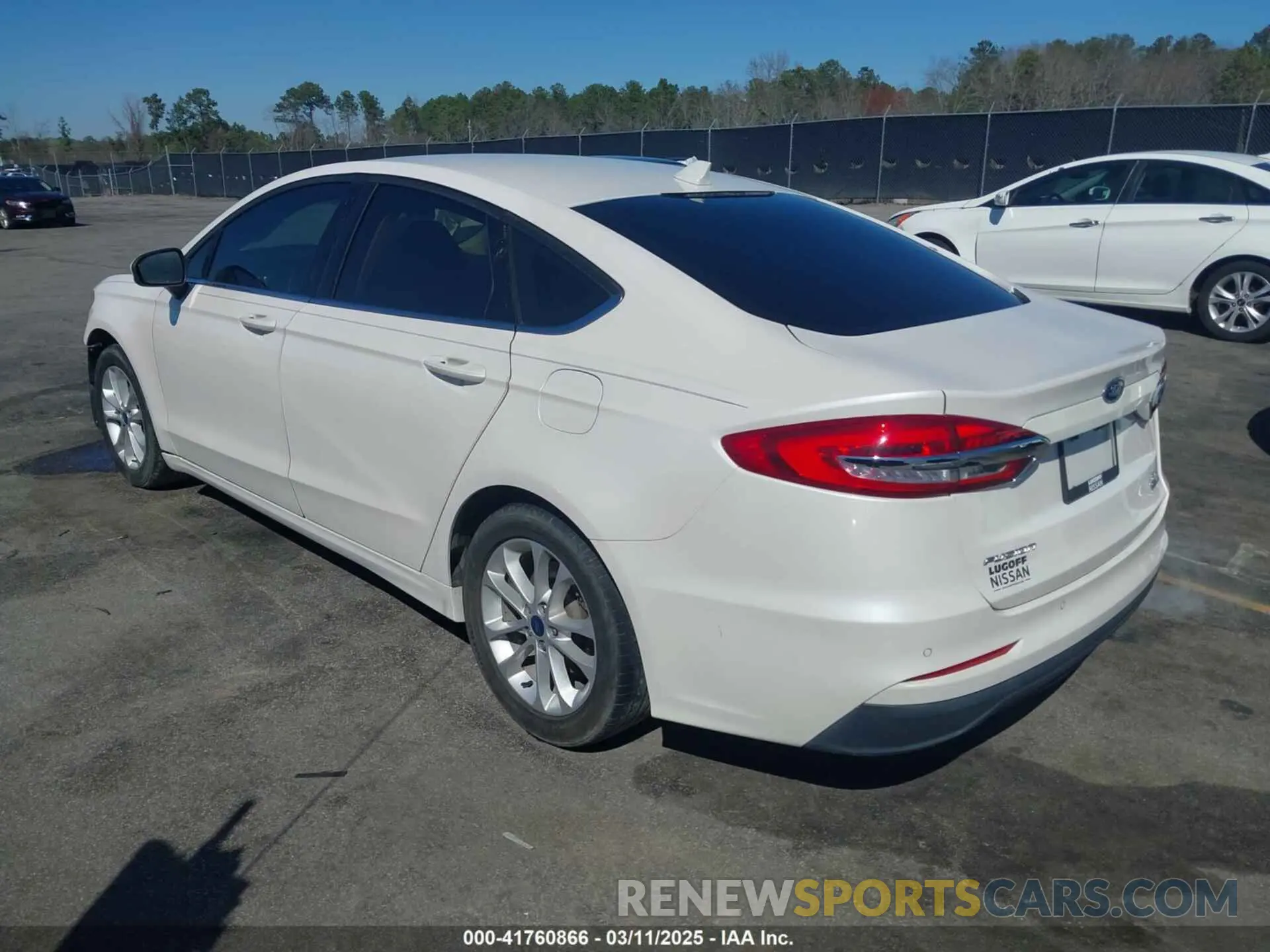 3 Photograph of a damaged car 3FA6P0HD8LR103058 FORD FUSION 2020