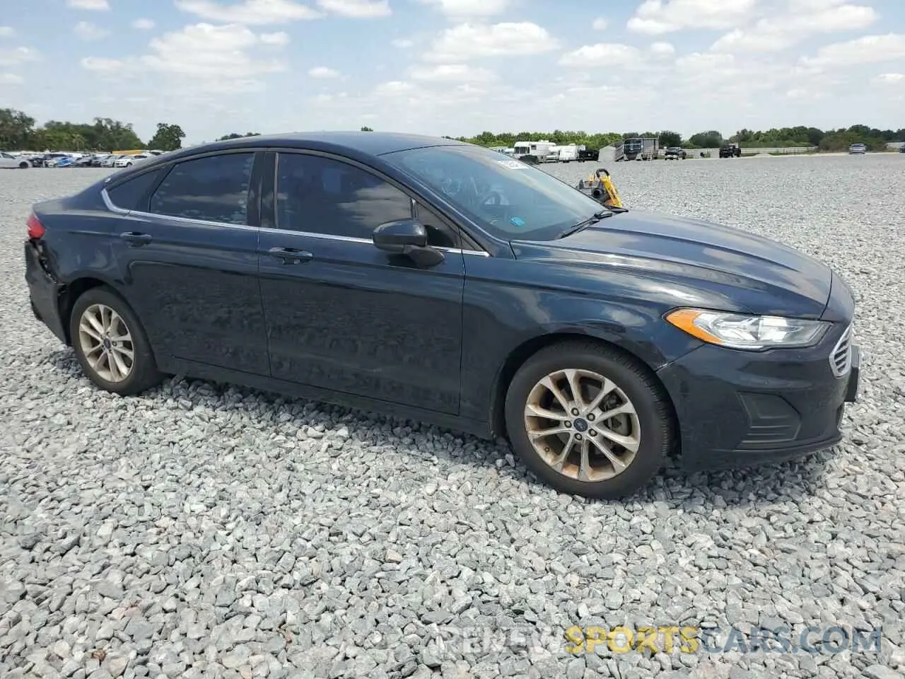 4 Photograph of a damaged car 3FA6P0HD8LR103514 FORD FUSION 2020