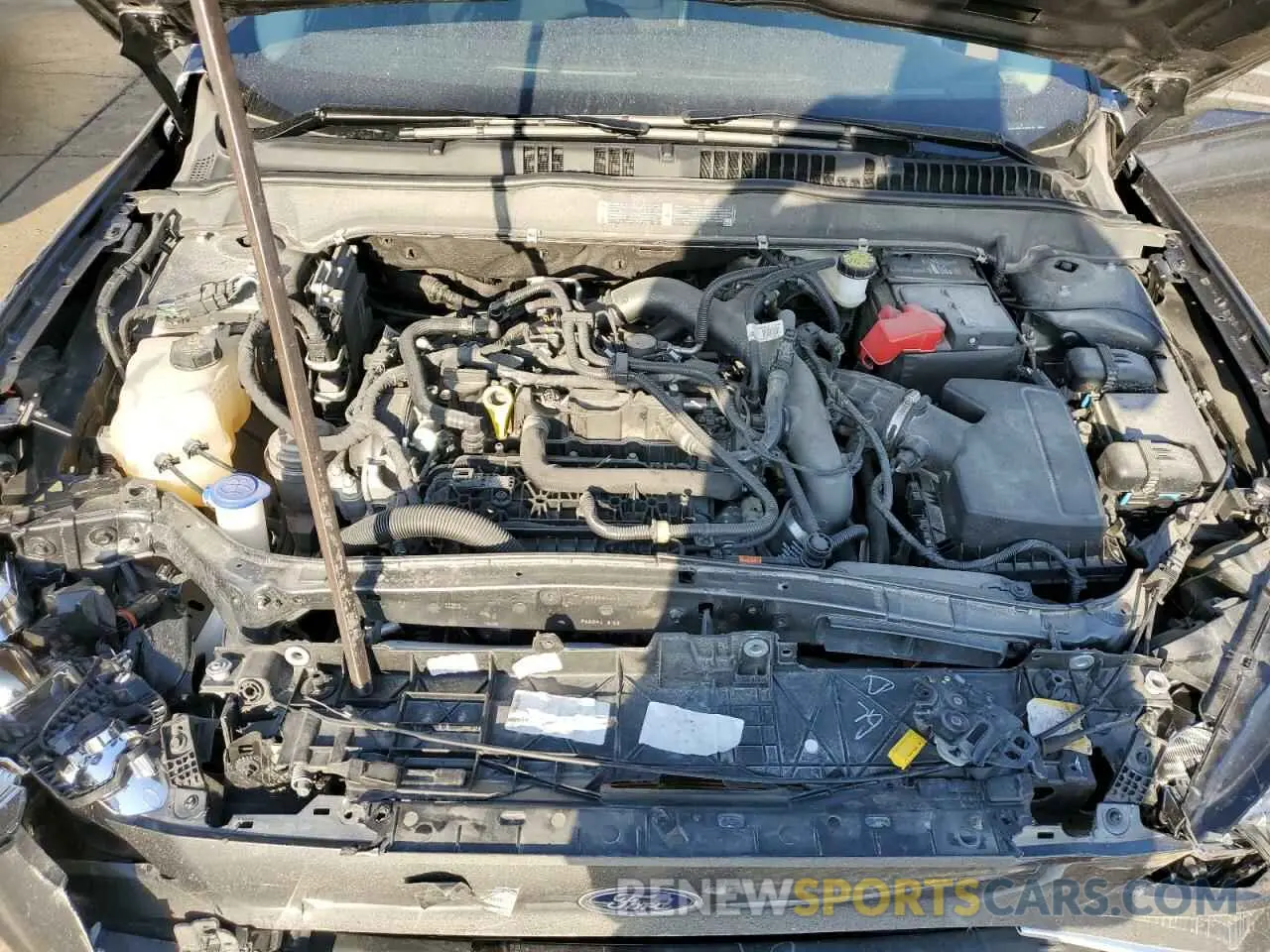 11 Photograph of a damaged car 3FA6P0HD8LR106042 FORD FUSION 2020