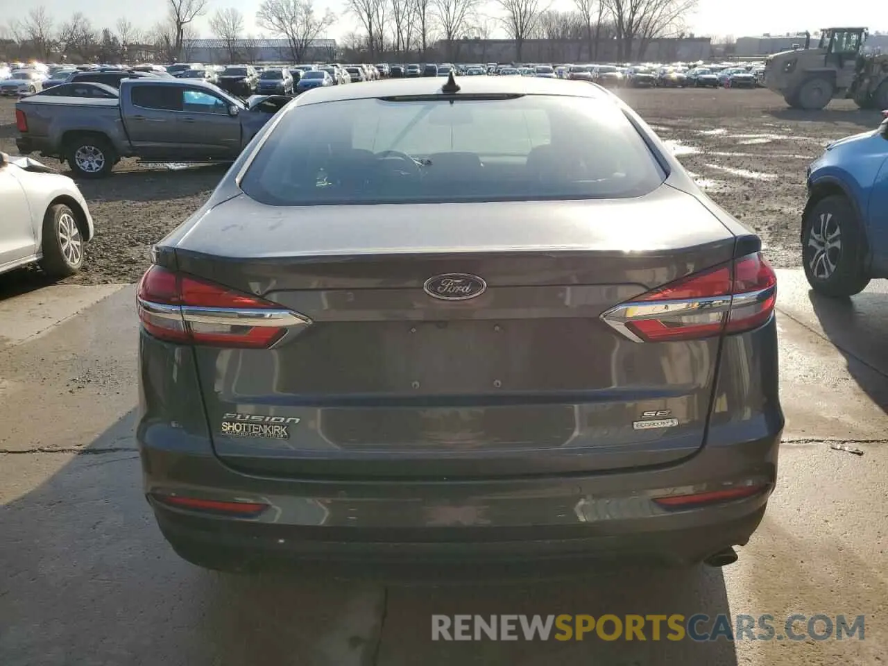 6 Photograph of a damaged car 3FA6P0HD8LR106042 FORD FUSION 2020