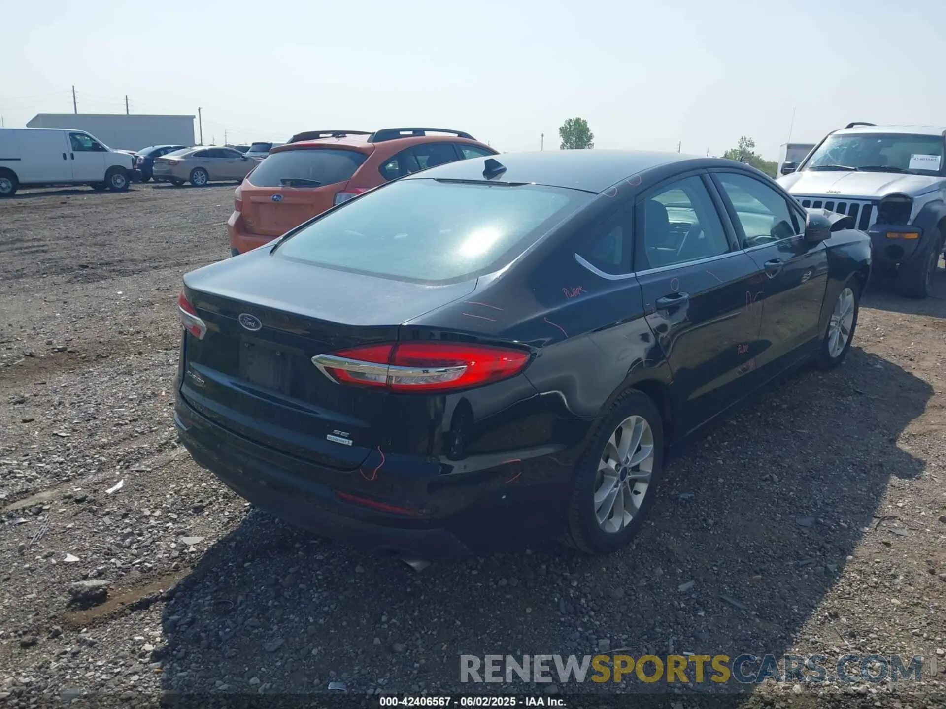 4 Photograph of a damaged car 3FA6P0HD8LR109376 FORD FUSION 2020