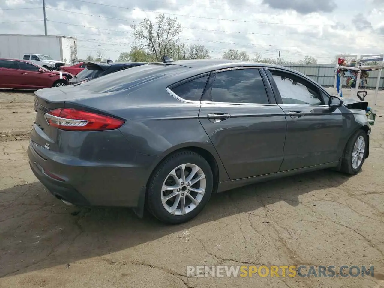 3 Photograph of a damaged car 3FA6P0HD8LR124590 FORD FUSION 2020