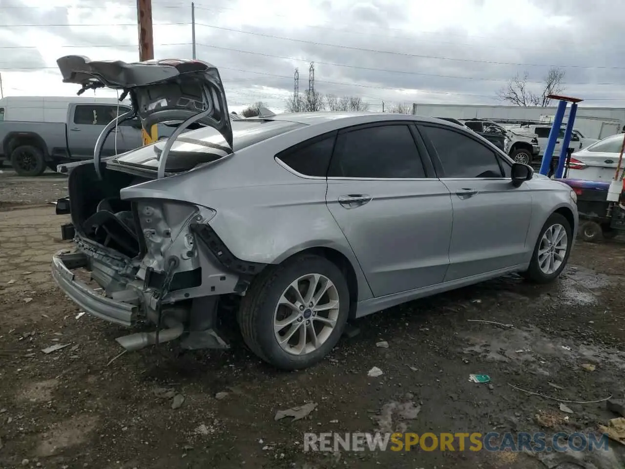 3 Photograph of a damaged car 3FA6P0HD8LR125402 FORD FUSION 2020
