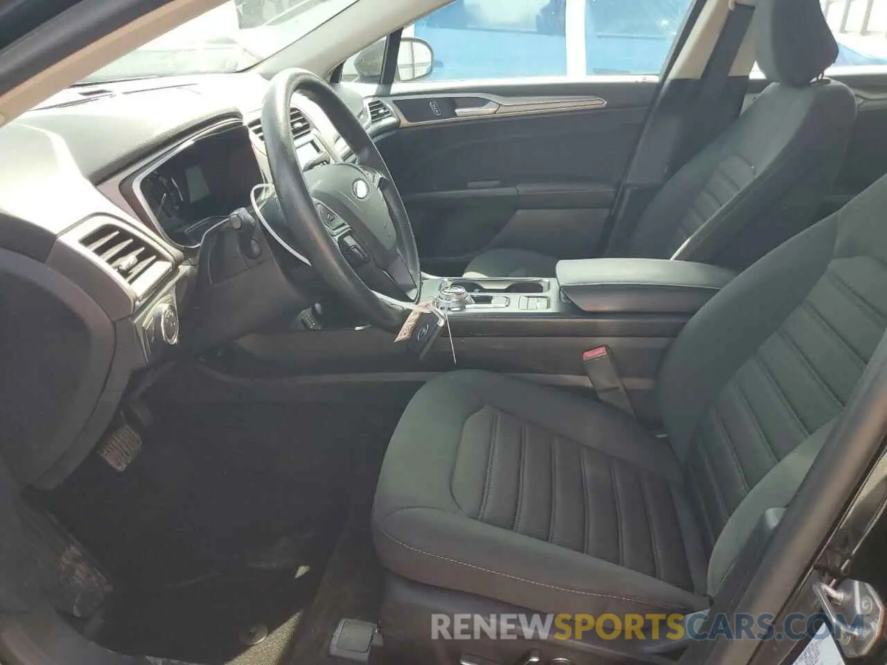 7 Photograph of a damaged car 3FA6P0HD8LR132155 FORD FUSION 2020