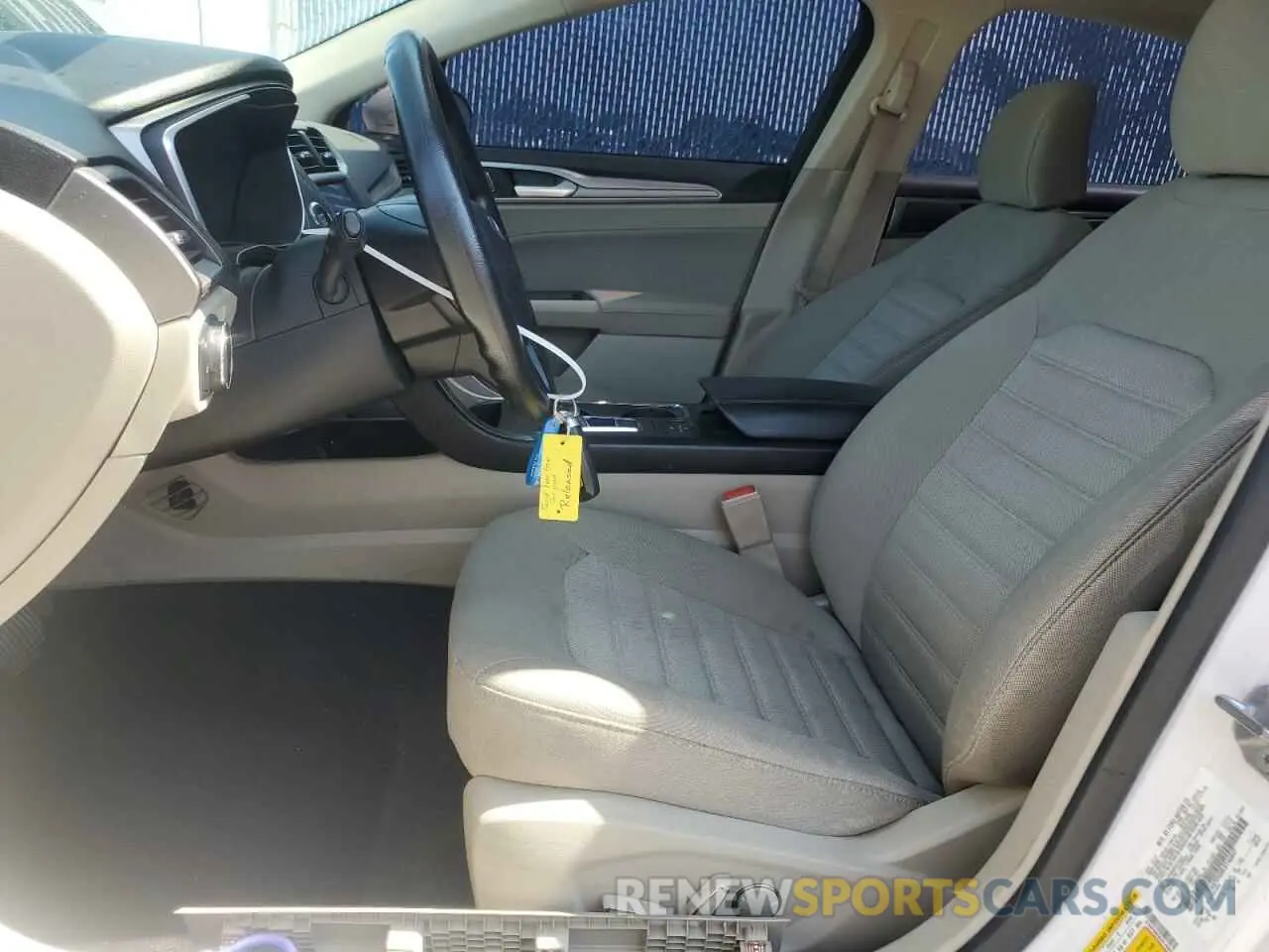 7 Photograph of a damaged car 3FA6P0HD8LR146847 FORD FUSION 2020