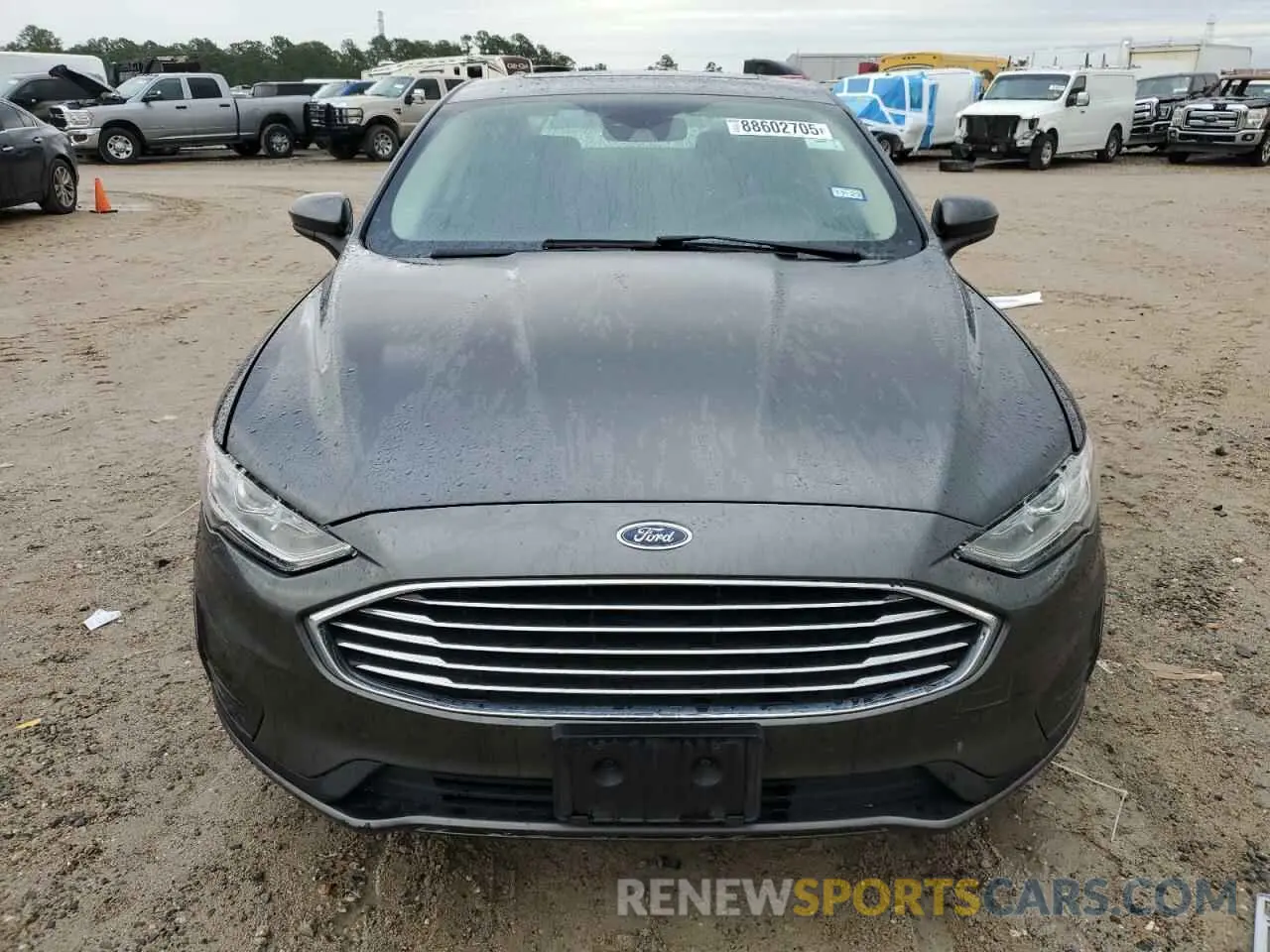 5 Photograph of a damaged car 3FA6P0HD8LR201216 FORD FUSION 2020