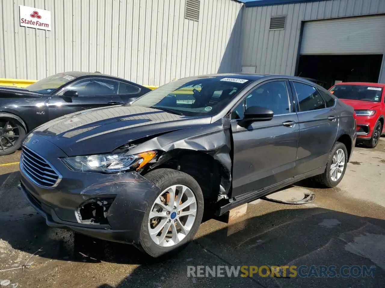 1 Photograph of a damaged car 3FA6P0HD8LR218002 FORD FUSION 2020
