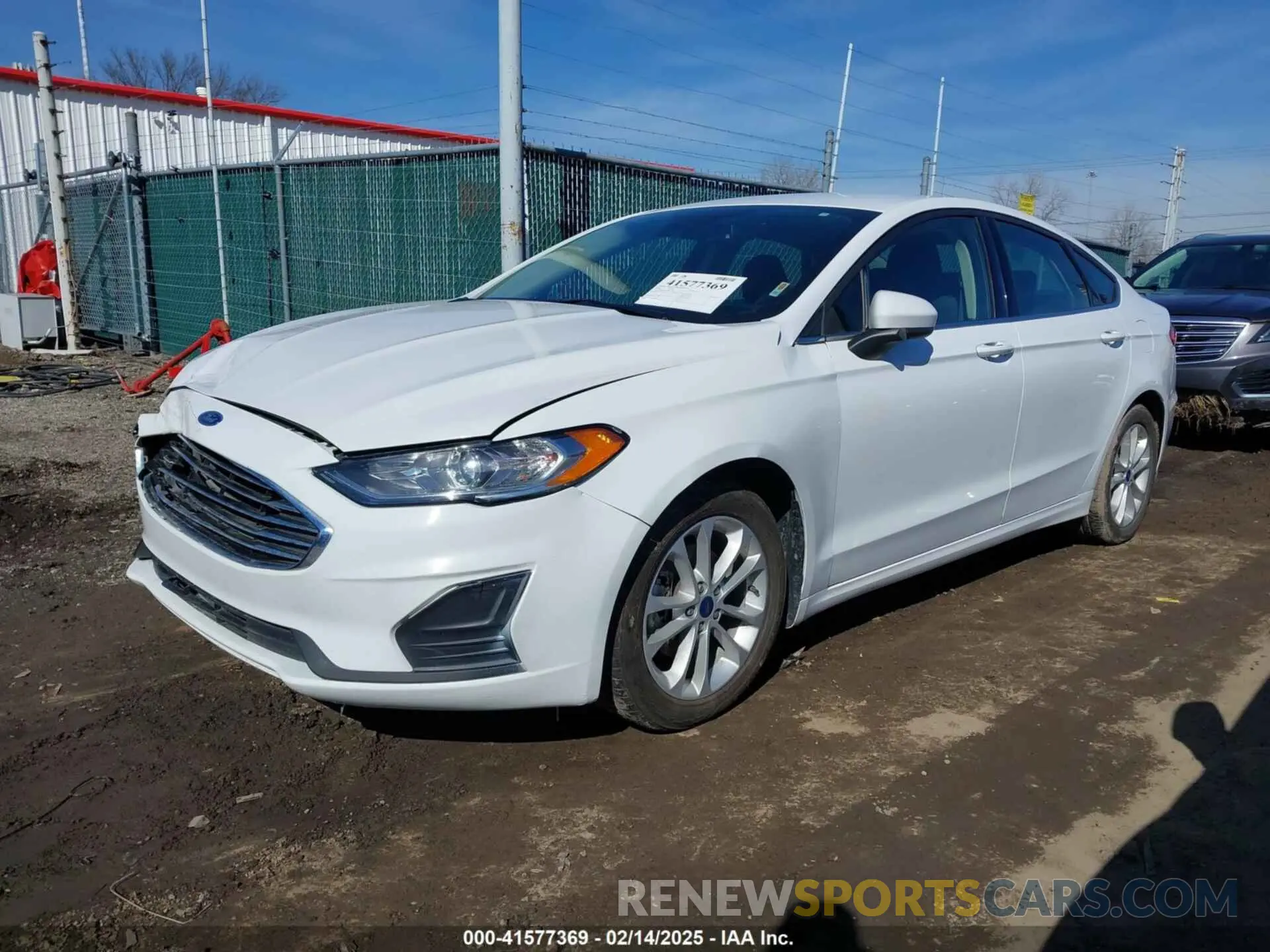 2 Photograph of a damaged car 3FA6P0HD8LR223944 FORD FUSION 2020