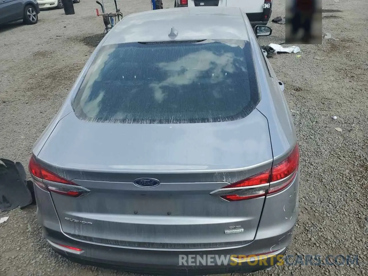 6 Photograph of a damaged car 3FA6P0HD8LR229680 FORD FUSION 2020