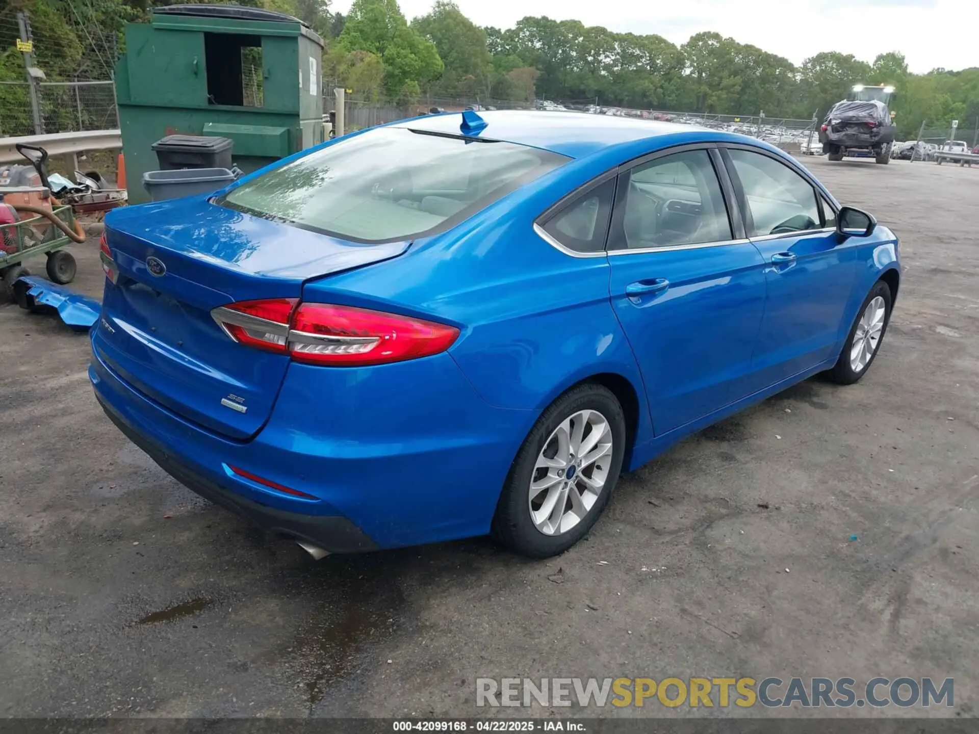 4 Photograph of a damaged car 3FA6P0HD8LR235608 FORD FUSION 2020