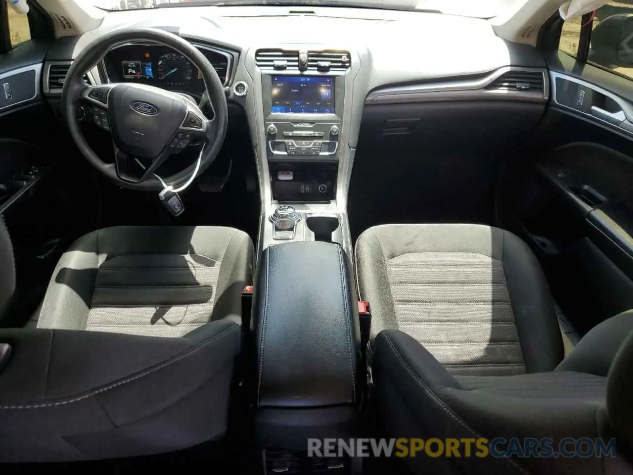 8 Photograph of a damaged car 3FA6P0HD8LR251355 FORD FUSION 2020