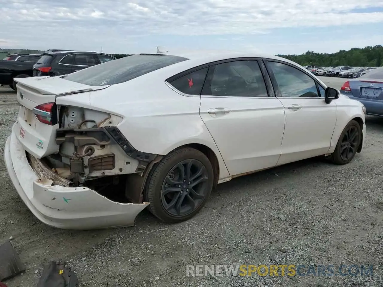 3 Photograph of a damaged car 3FA6P0HD8LR259391 FORD FUSION 2020
