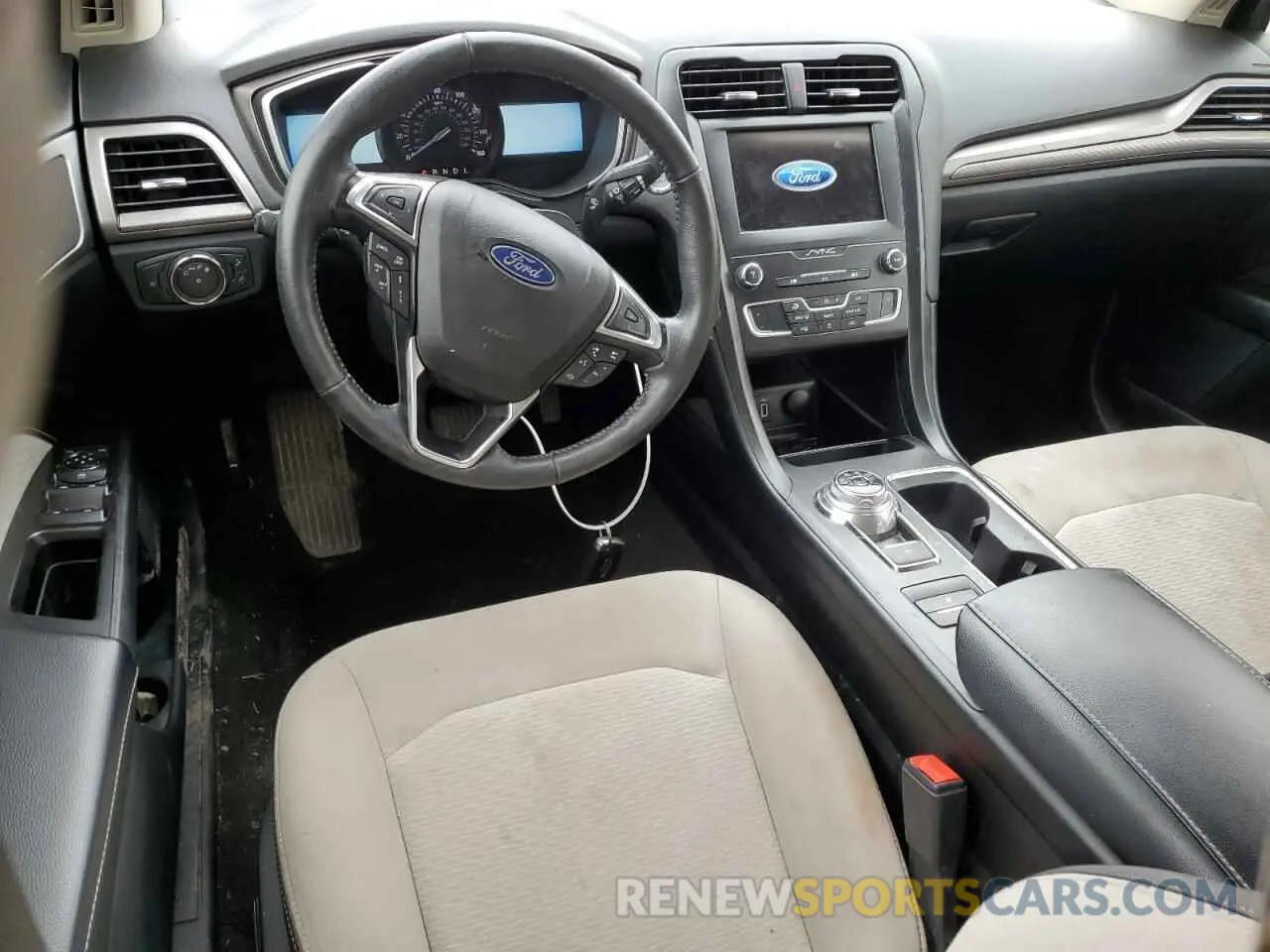 8 Photograph of a damaged car 3FA6P0HD9LR111766 FORD FUSION 2020