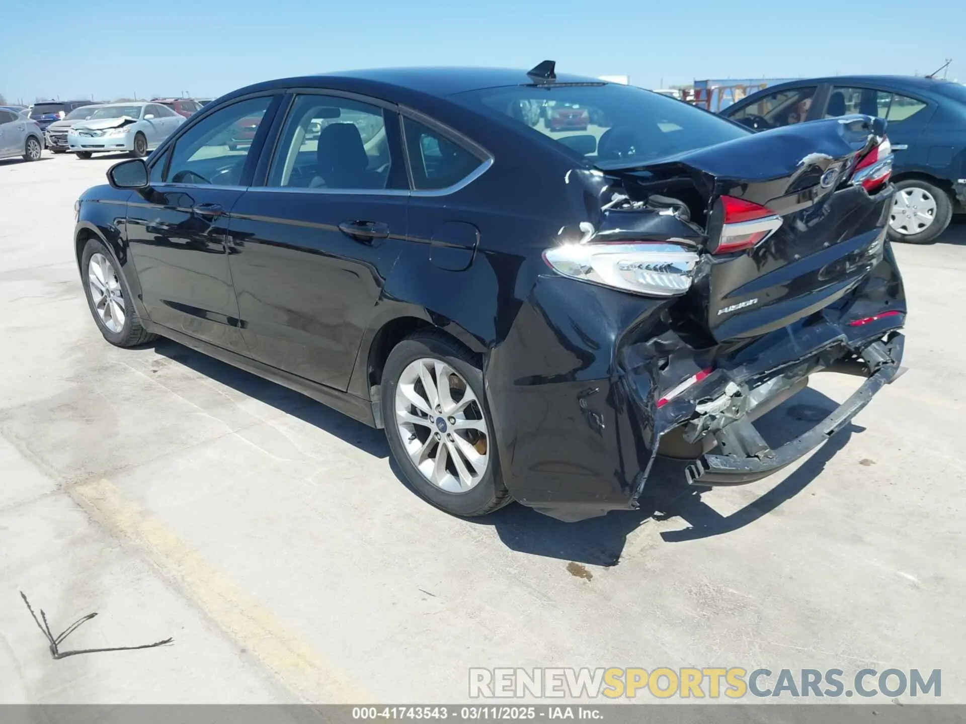 3 Photograph of a damaged car 3FA6P0HD9LR142841 FORD FUSION 2020