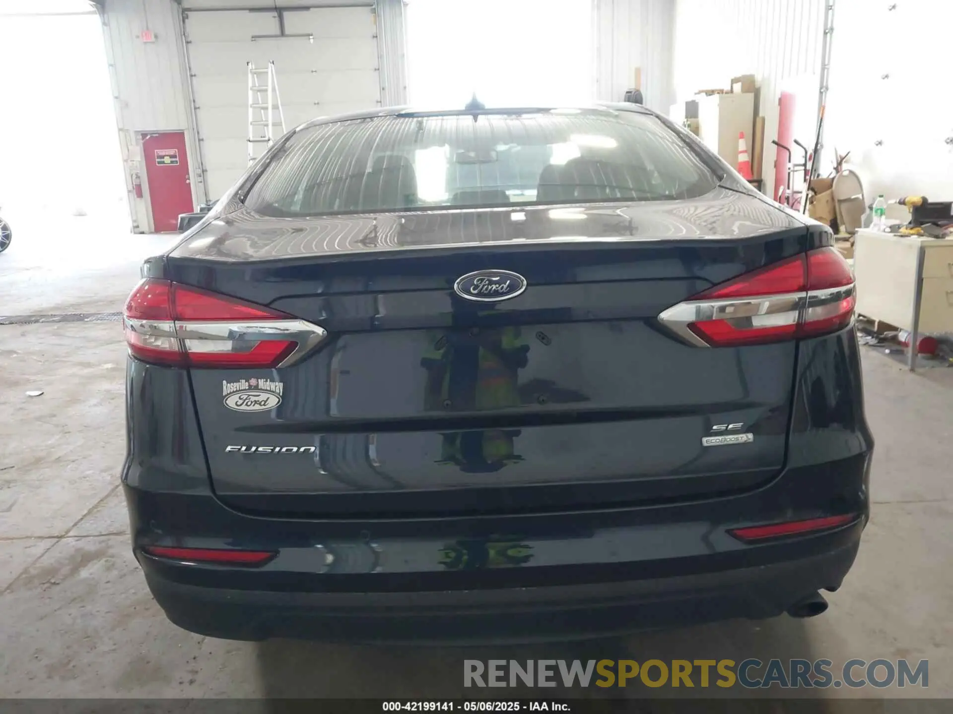 16 Photograph of a damaged car 3FA6P0HD9LR149787 FORD FUSION 2020
