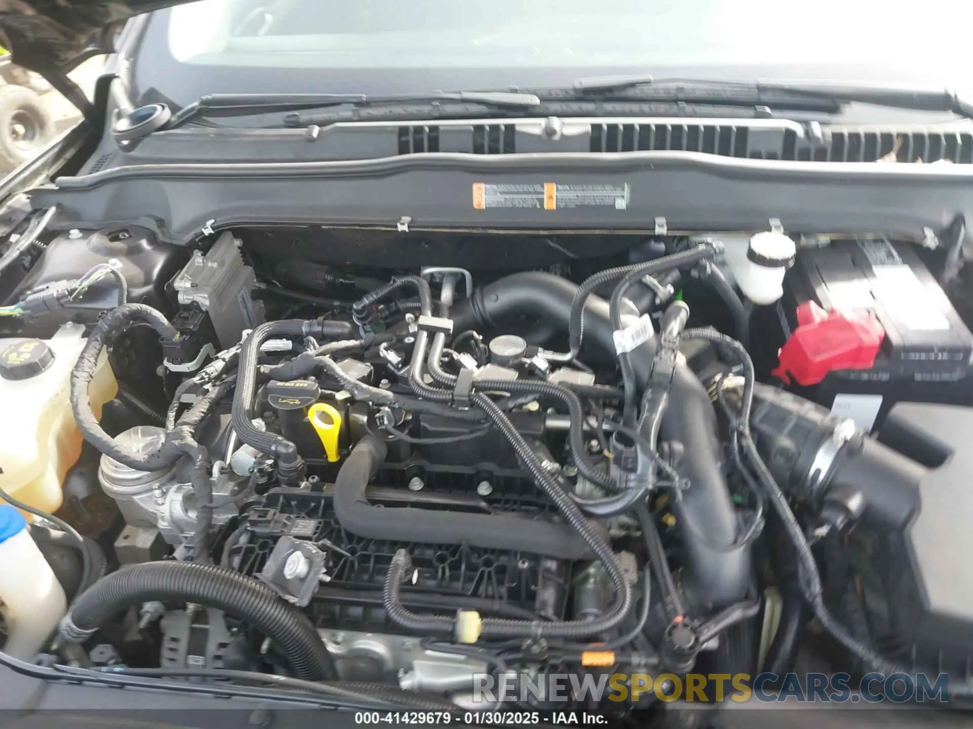 10 Photograph of a damaged car 3FA6P0HD9LR160241 FORD FUSION 2020