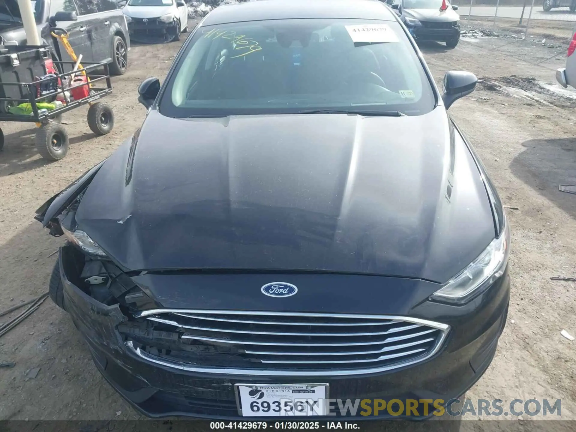 12 Photograph of a damaged car 3FA6P0HD9LR160241 FORD FUSION 2020