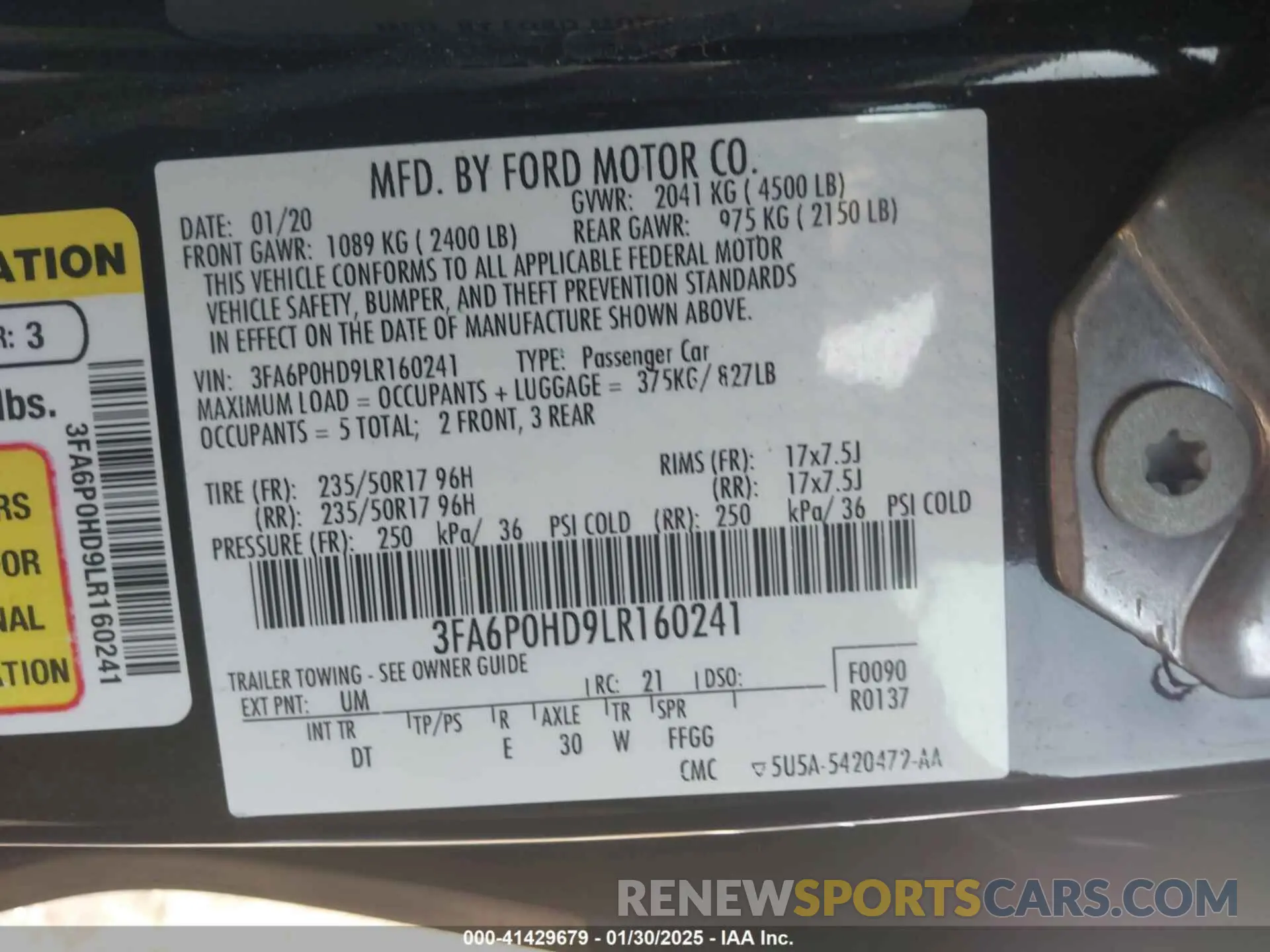 9 Photograph of a damaged car 3FA6P0HD9LR160241 FORD FUSION 2020