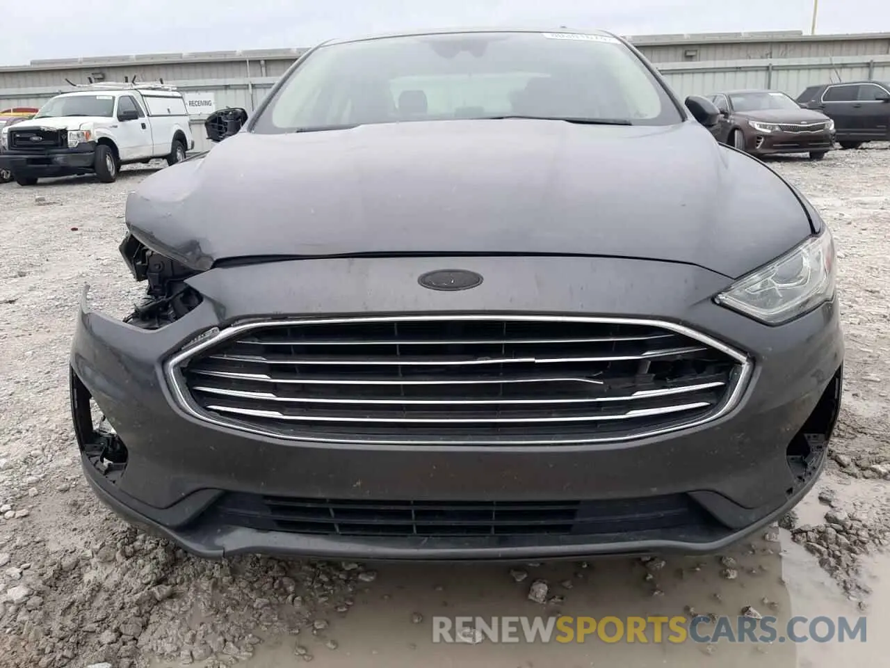 5 Photograph of a damaged car 3FA6P0HD9LR164564 FORD FUSION 2020