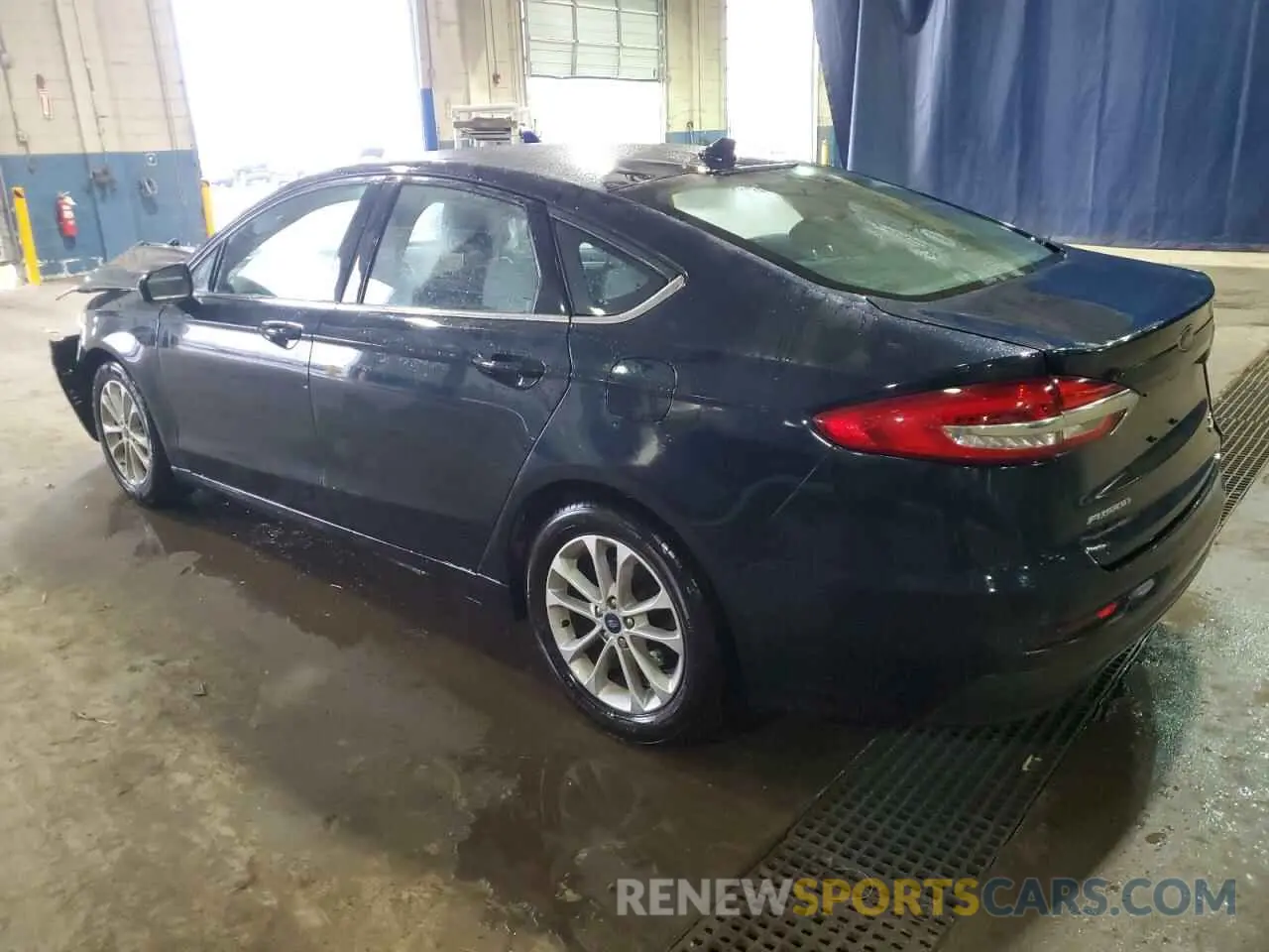 2 Photograph of a damaged car 3FA6P0HD9LR179565 FORD FUSION 2020
