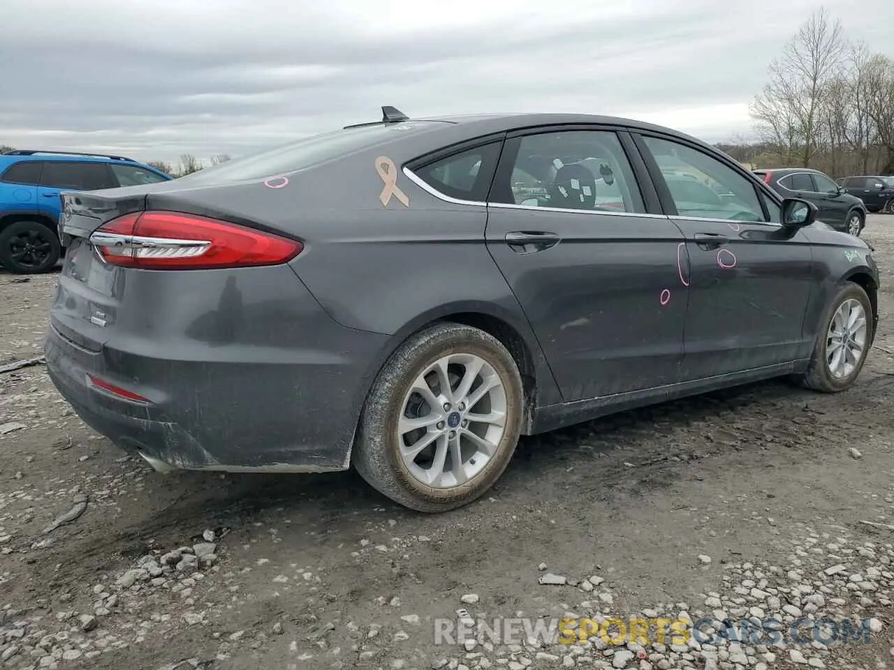 3 Photograph of a damaged car 3FA6P0HD9LR181025 FORD FUSION 2020