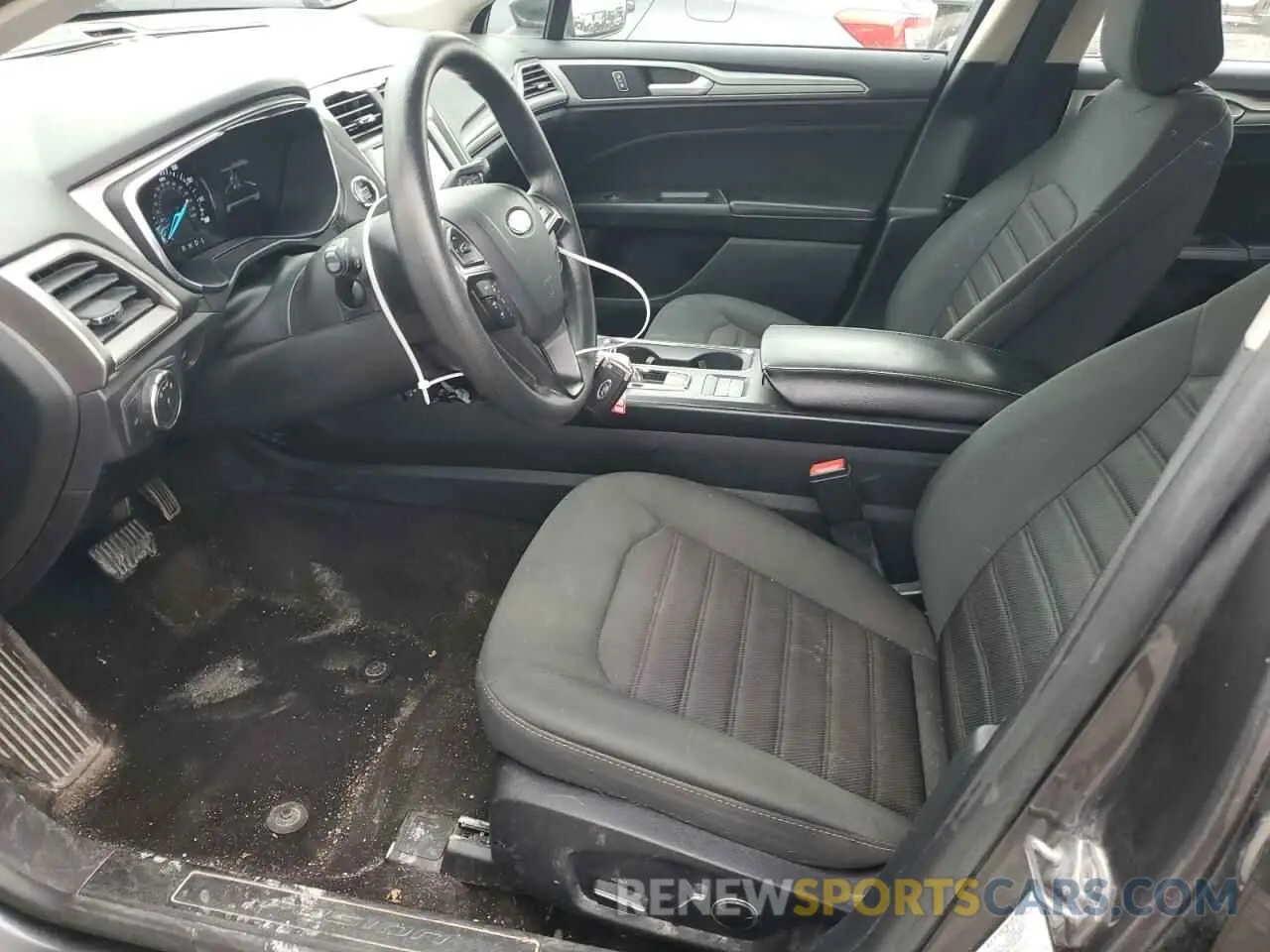 7 Photograph of a damaged car 3FA6P0HD9LR181025 FORD FUSION 2020