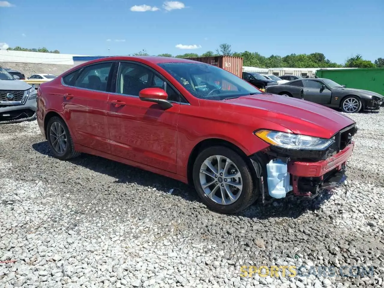 4 Photograph of a damaged car 3FA6P0HD9LR190100 FORD FUSION 2020