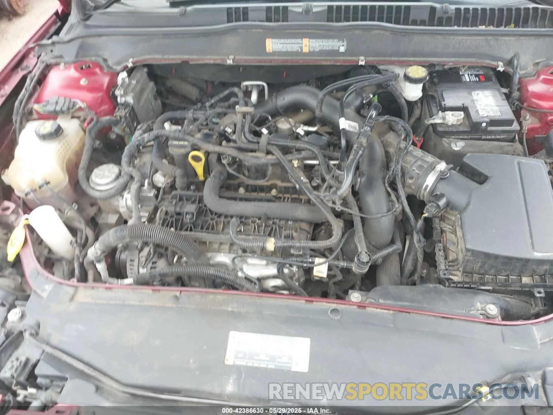 10 Photograph of a damaged car 3FA6P0HD9LR218851 FORD FUSION 2020