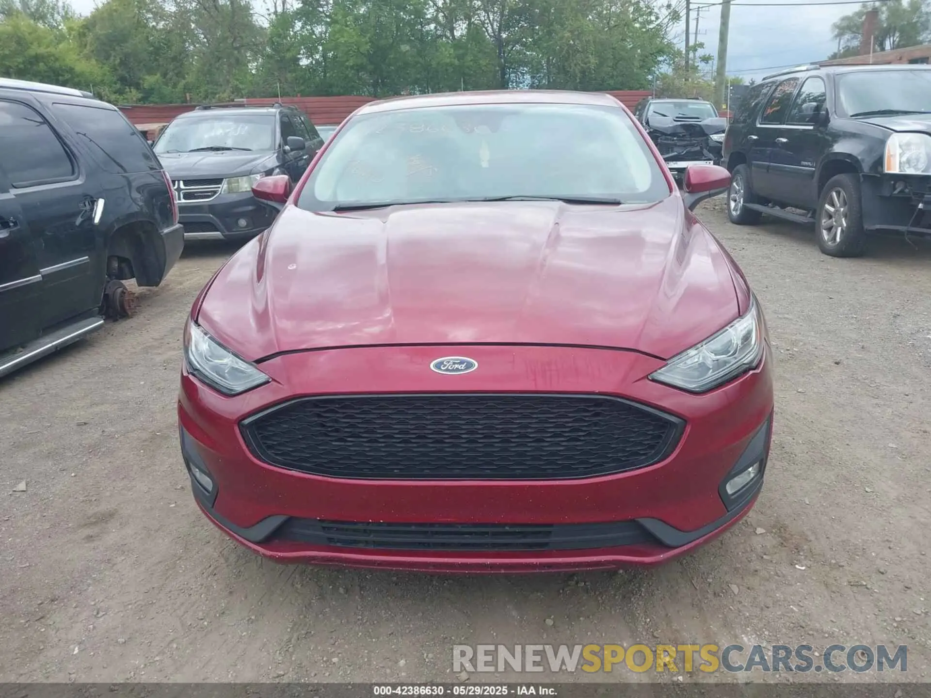 12 Photograph of a damaged car 3FA6P0HD9LR218851 FORD FUSION 2020