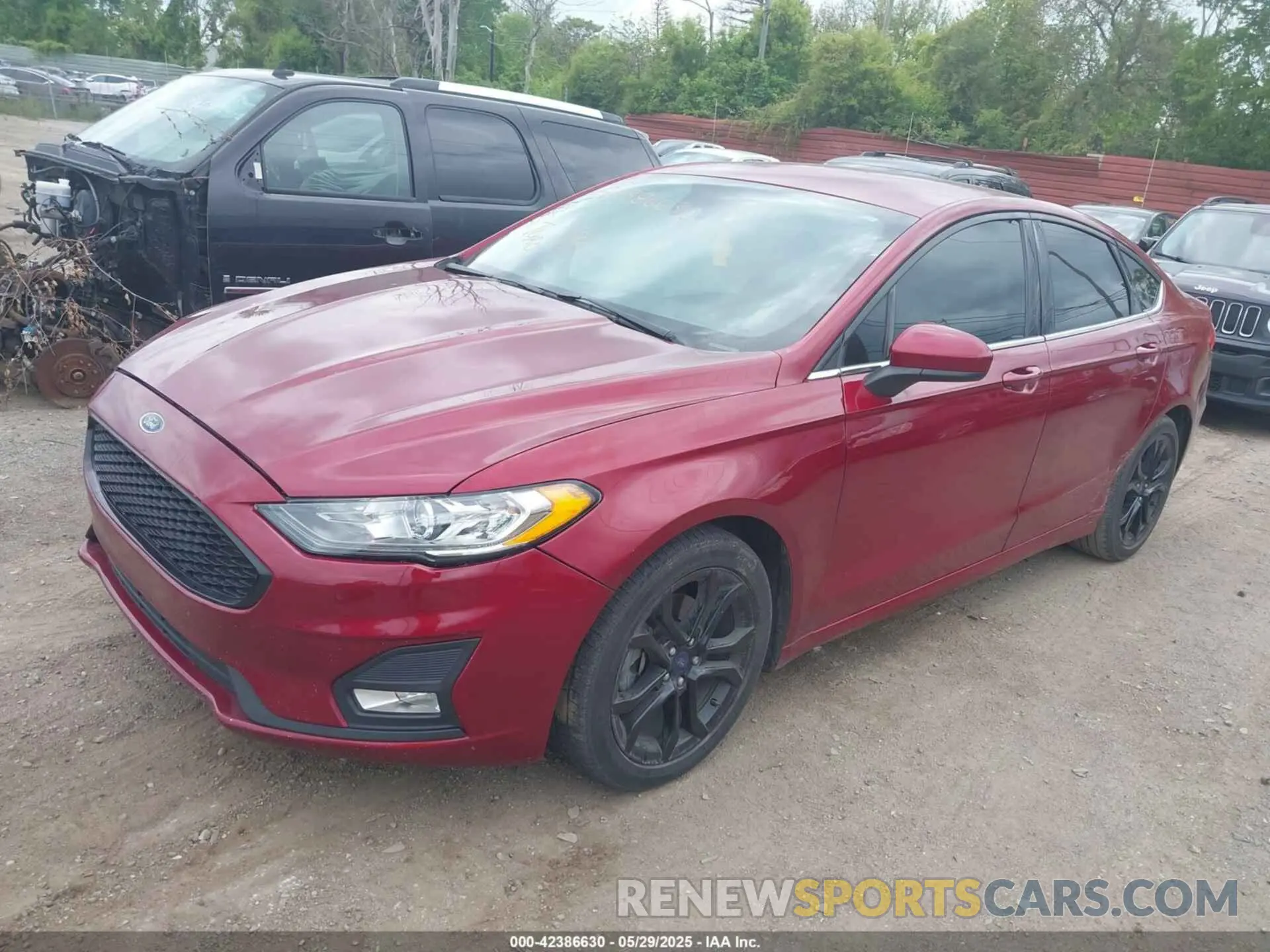 2 Photograph of a damaged car 3FA6P0HD9LR218851 FORD FUSION 2020