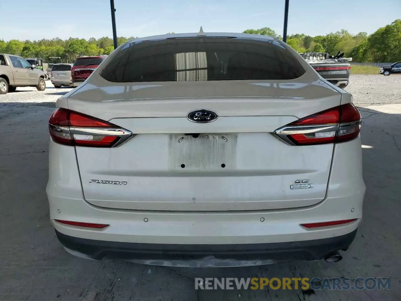 6 Photograph of a damaged car 3FA6P0HD9LR230045 FORD FUSION 2020