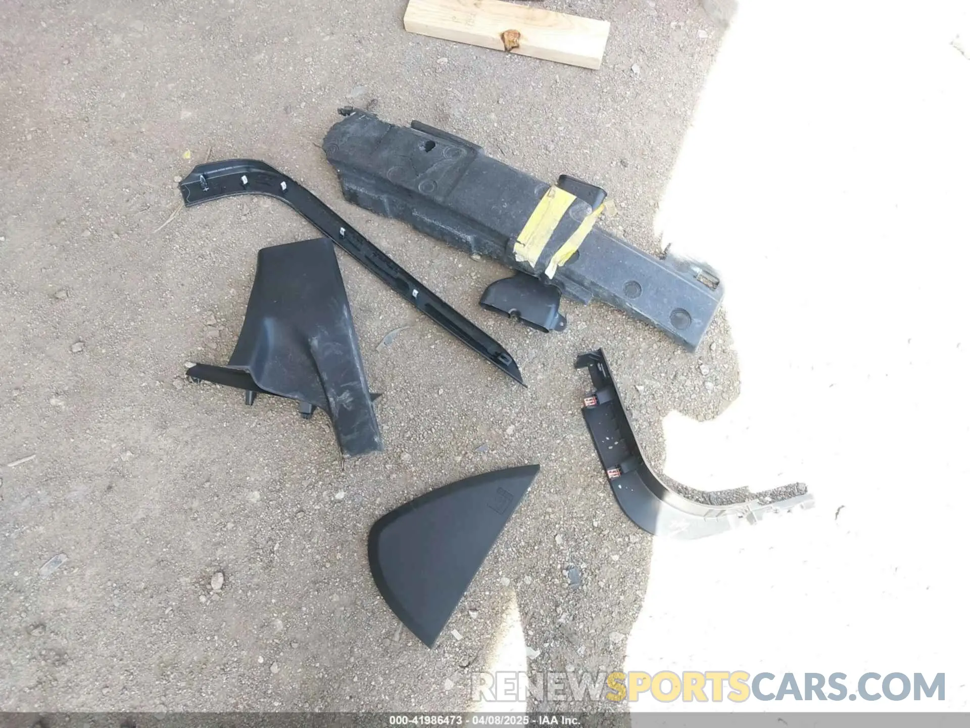 12 Photograph of a damaged car 3FA6P0HD9LR231471 FORD FUSION 2020