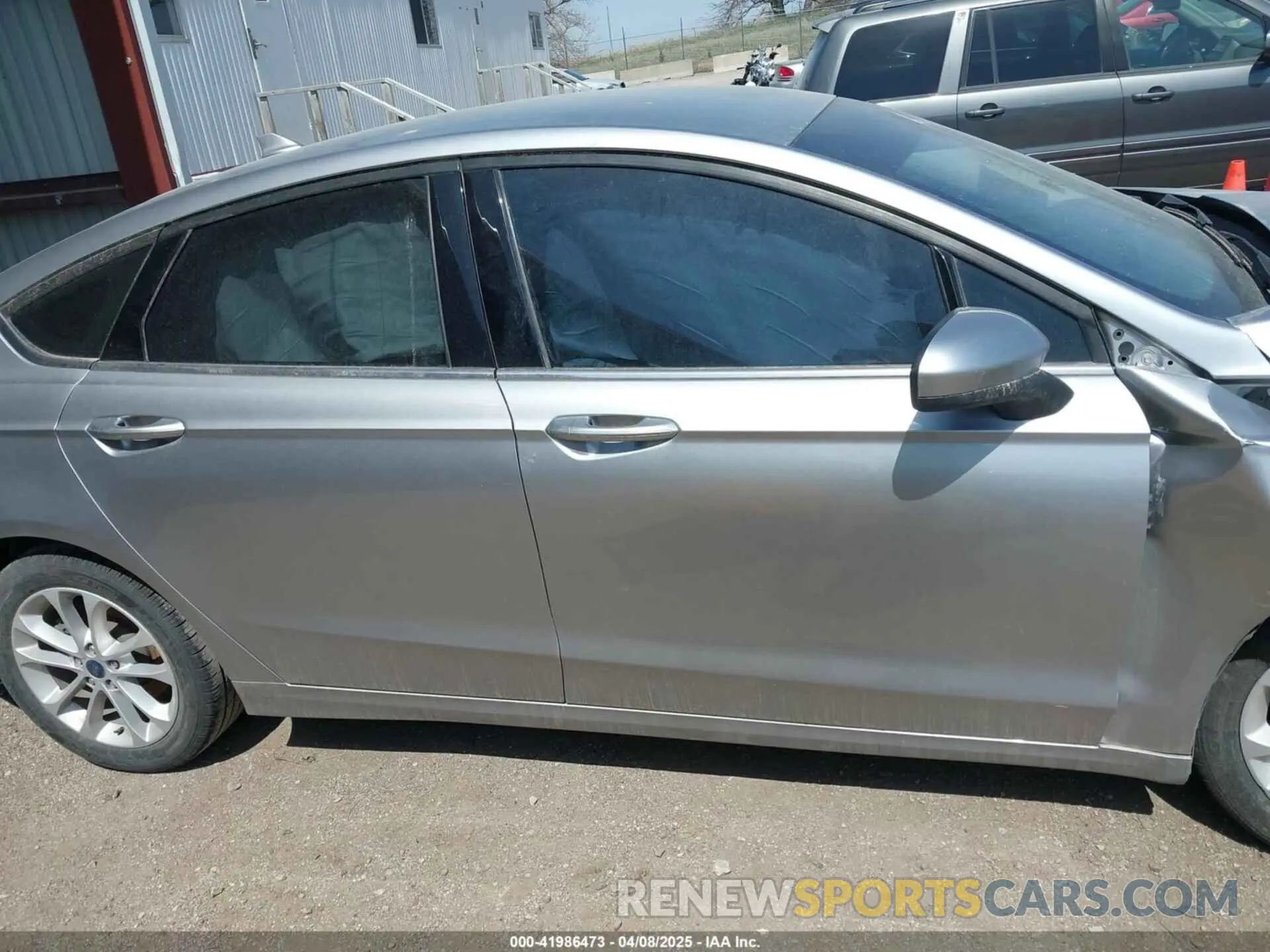 14 Photograph of a damaged car 3FA6P0HD9LR231471 FORD FUSION 2020